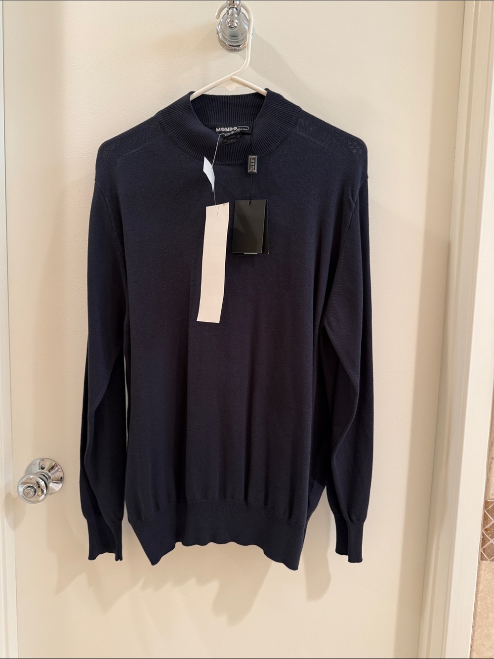nwt Mondo size medium made in italy
